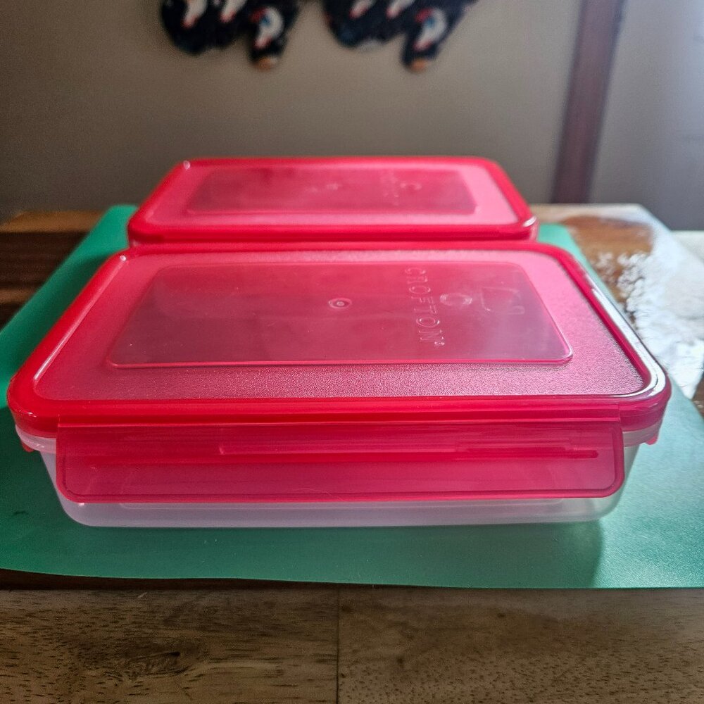 Crofton lock and lock food storage containers set of two